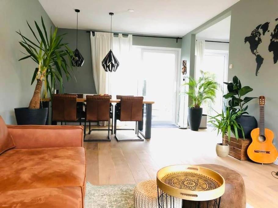 Compleet Huis In Nijmegen Apartment Luaran gambar